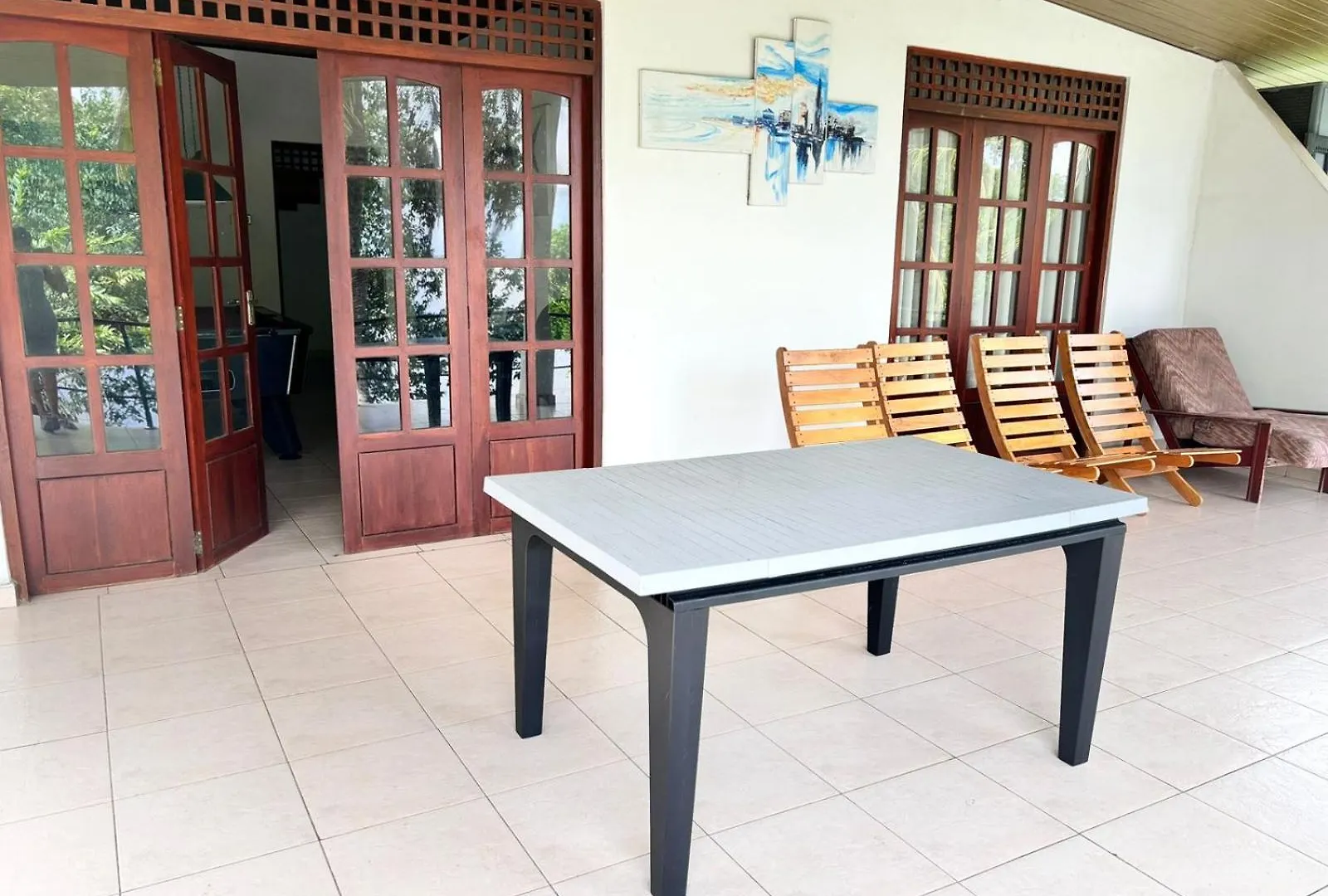Villa Crystal Lagoon Pamunugama Sri Lanka