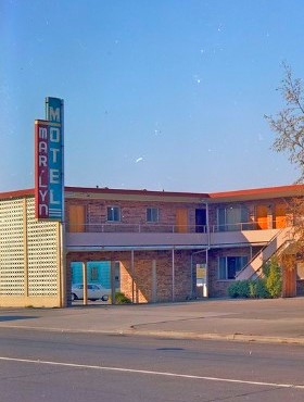 モーテル